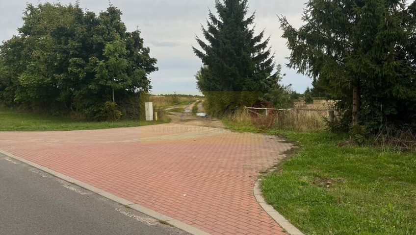 Działka Sprzedaż Storkowo